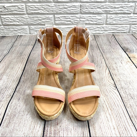 Dolce by Mojo Moxy Striped Sandal Wedges - Picture 2 of 6